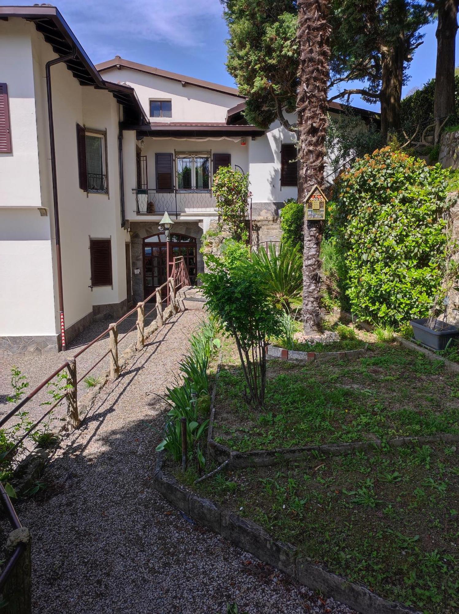 Villa Antonella, App. Vittoria Tavernerio Luaran gambar
